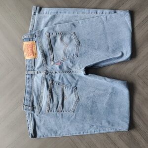 Levi's 502 Jeans